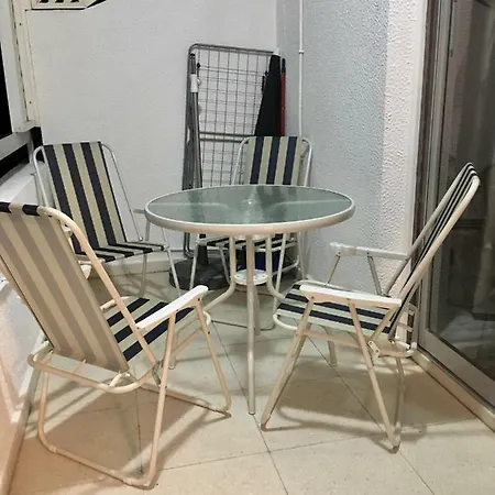 Modern City Centre Large 1 Bedroom Finikoudes * Larnaca