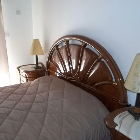 Modern City Centre Large 1 Bedroom Finikoudes Appartement Larnaca